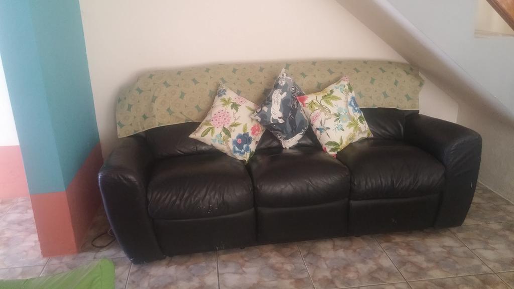 G&R Guesthouse 팰머스 외부 사진
