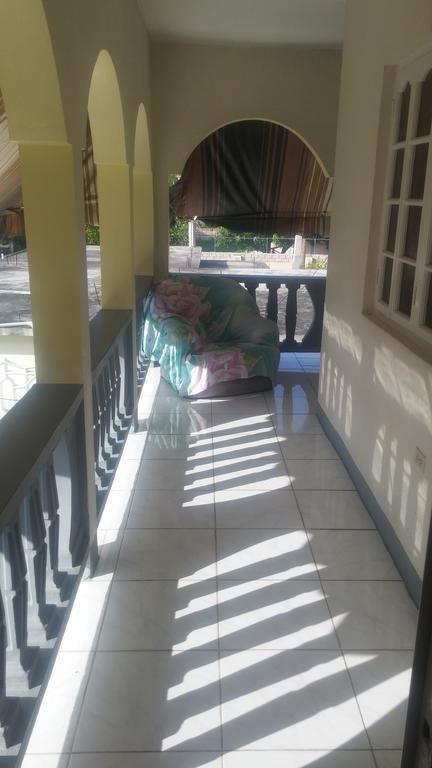 G&R Guesthouse 팰머스 외부 사진